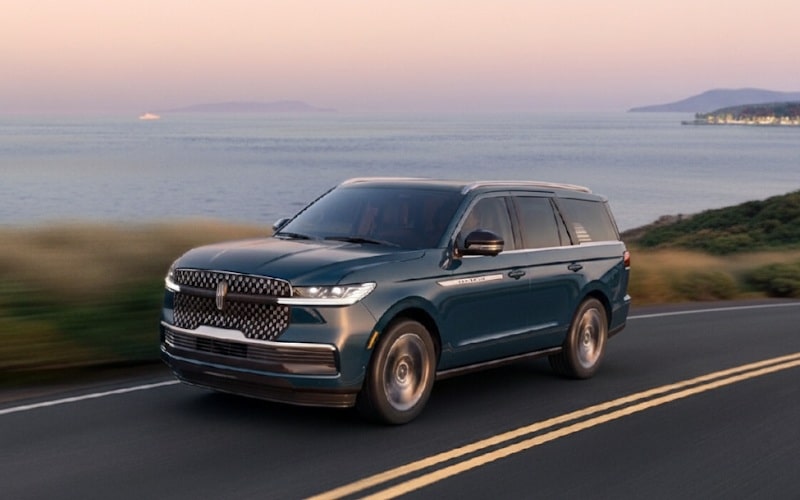 2025 Blue Lincoln Navigator