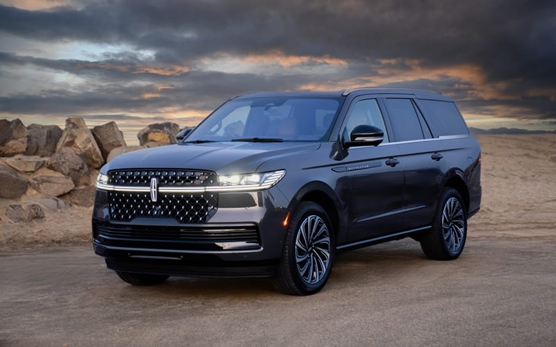 2026 Black Lincoln Navigator